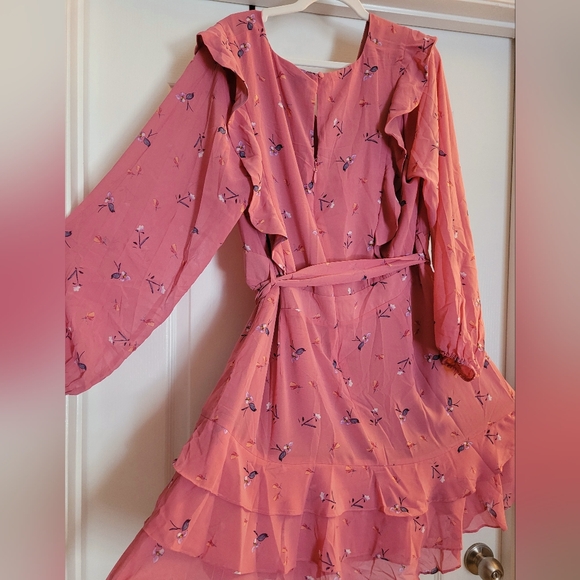 🎀 City Chic Pink Ruffled Tie Front Sundress 🎀 - Picture 5 of 10